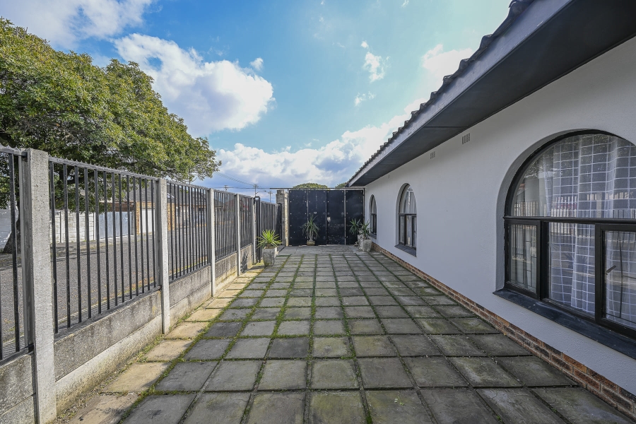 4 Bedroom Property for Sale in Vasco Estate Western Cape